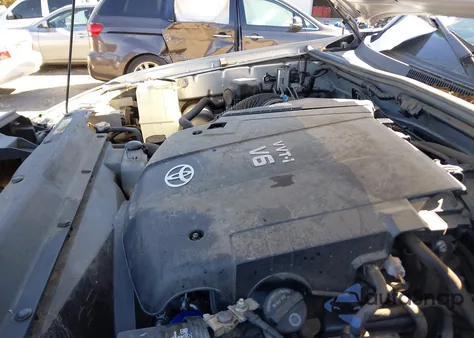 2013 Toyota Tacoma Prerunner V6 z USA, uszkodzony, nr VIN 5TFTU4GN2DX042273